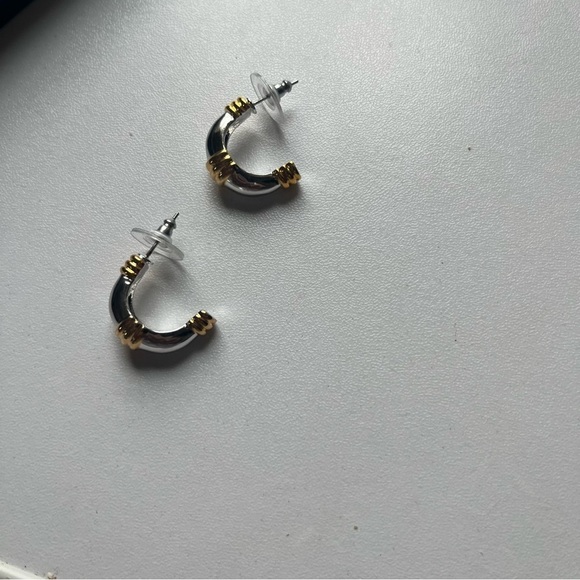 NEW Two Toned Hoop Earrings Silver Gold - Picture 7 of 9